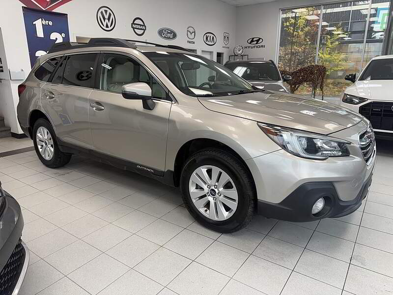 Subaru Outback 2018 TOURING / 2.5L / AUTO + AWD + TOIT + CAMERA + BAS KM +++ — photo 3