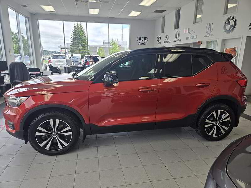 Volvo XC40 2022 T5 R-Design TI / AWD + TOIT + AUTO + GPS + CAMERA + BLUETOOTH +++ — photo 2