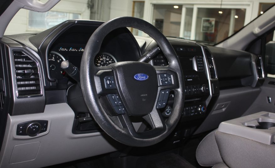 2017 FORD F-150 XTR 4X4 — photo 9