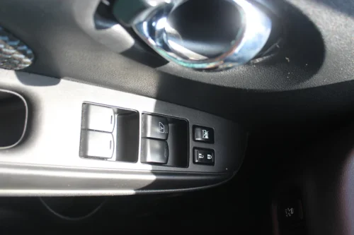NISSAN Versa Note — photo 14