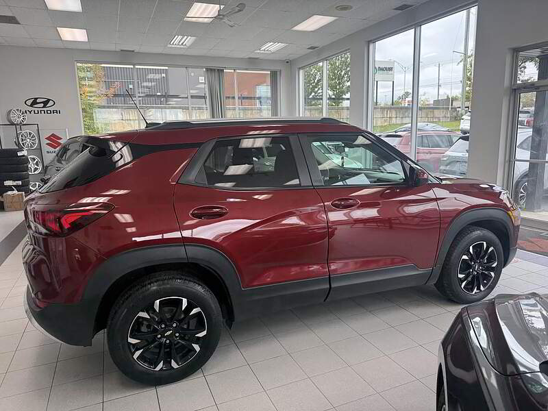 Chevrolet TrailBlazer 2023 LT / AWD + AUTO + CAMERA + BLUETOOTH ++++ — photo 4