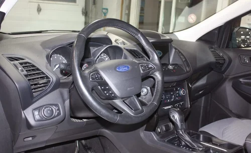 2019 FORD ESCAPE SE 4WD — photo 9