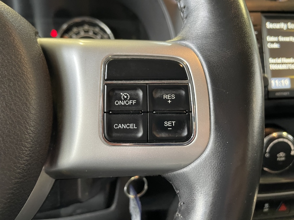 Jeep Compass Sport 2016 — photo 18