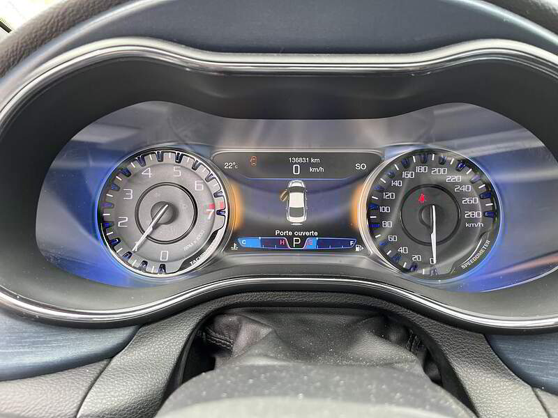 Chrysler 200 2016 S / TOIT PANO / CAMERA + CUIR + BLUETOOTH + BAS KM +++ — photo 15