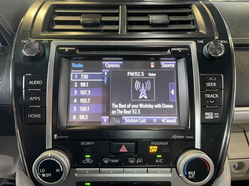 Toyota Camry LE 2014 — photo 23