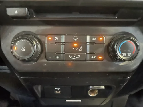 Ford F-150 XLT 2016 — photo 26