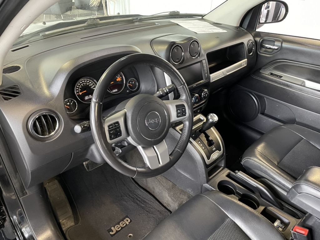 Jeep Compass Sport 2016 — photo 14
