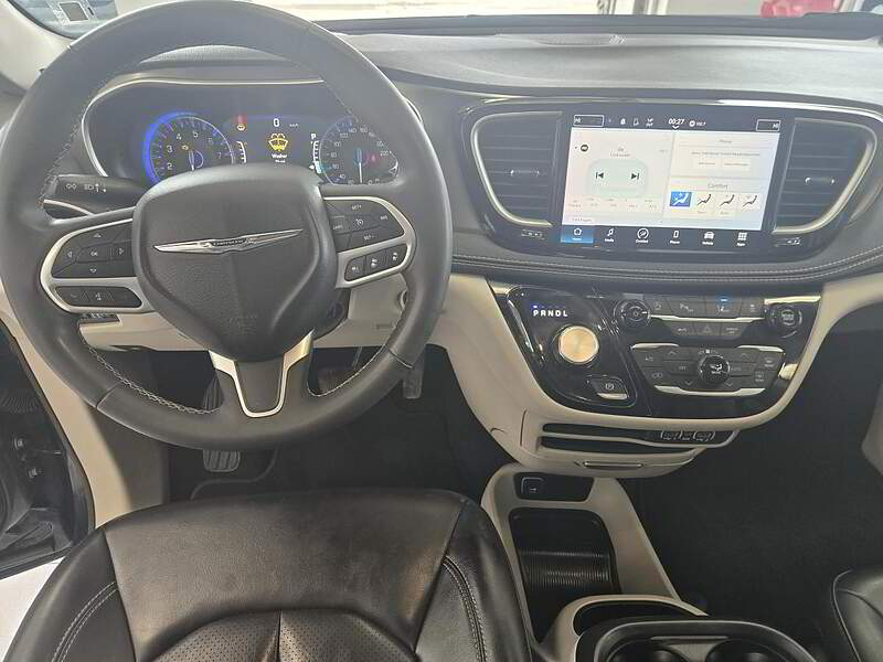 Chrysler Pacifica 2023 TOURING / AWD + 7 PLACES + CAMERA + CUIR + BLUETOOTH +++ — photo 18