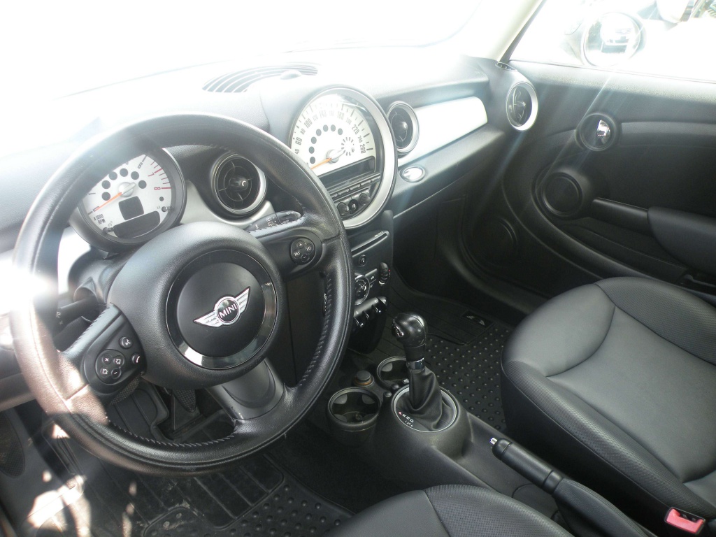 Mini Cooper  2012 — photo 6