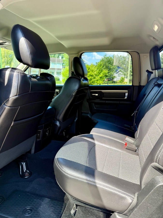 Dodge Ram 1500 Sport 2017 — photo 13