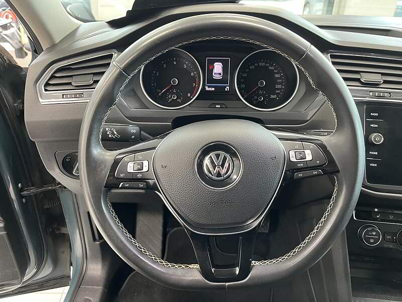 Volkswagen Tiguan 2021 COMFORTLINE / AWD + TOIT + GPS + CAMERA + CUIR +++ — photo 13