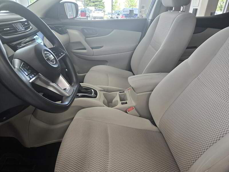 Nissan Qashqai 2018 S / AUTO + CAMERA + BLUETOOTH + BAS KM +++ — photo 14