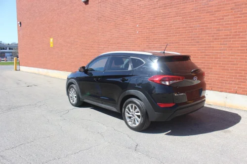 HYUNDAI Tucson — photo 3