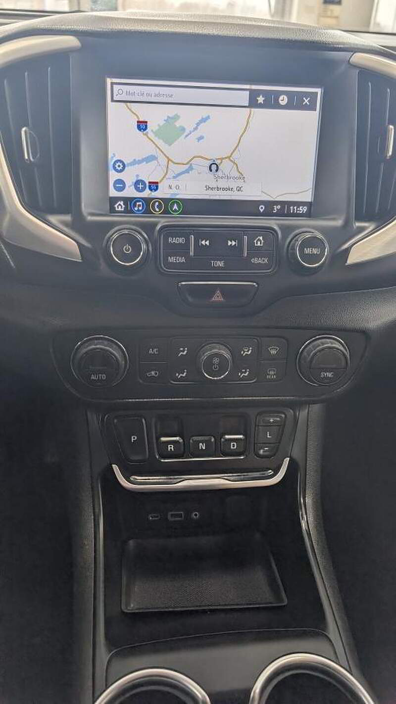 GMC Terrain 2018 SLT / AWD + GPS + CAMERA + CUIR + BLUETOOTH + BAS KM +++ — photo 19