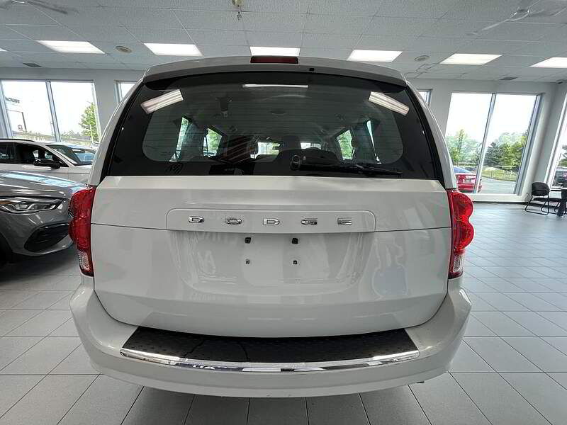 Dodge Grand Caravan 2017 Ensemble Valeur plus familiale 4 portes — photo 7