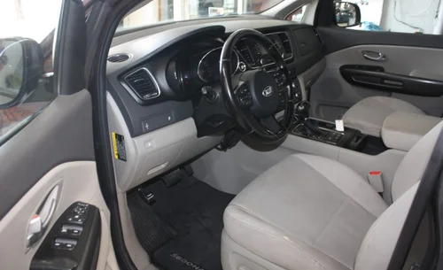 2016 KIA SEDONA LX — photo 8