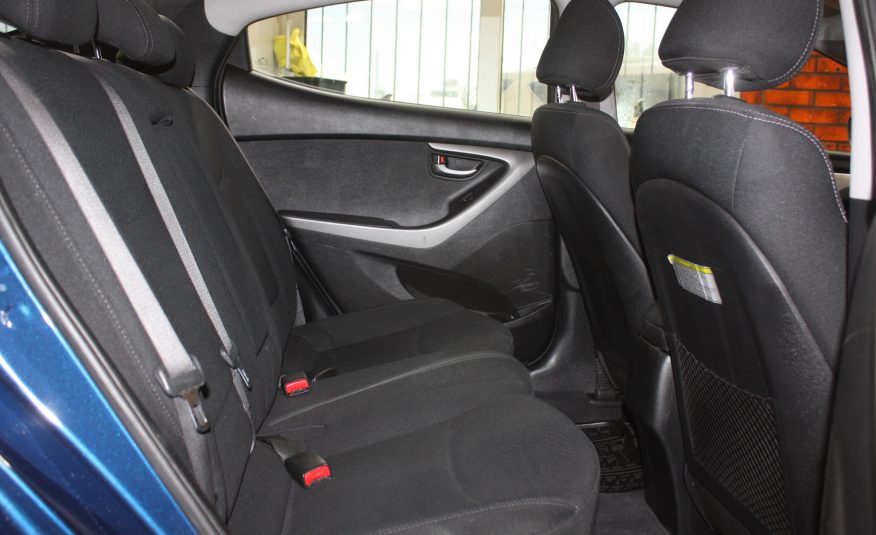 2015 HYUNDAI ELANTRA GL — photo 7