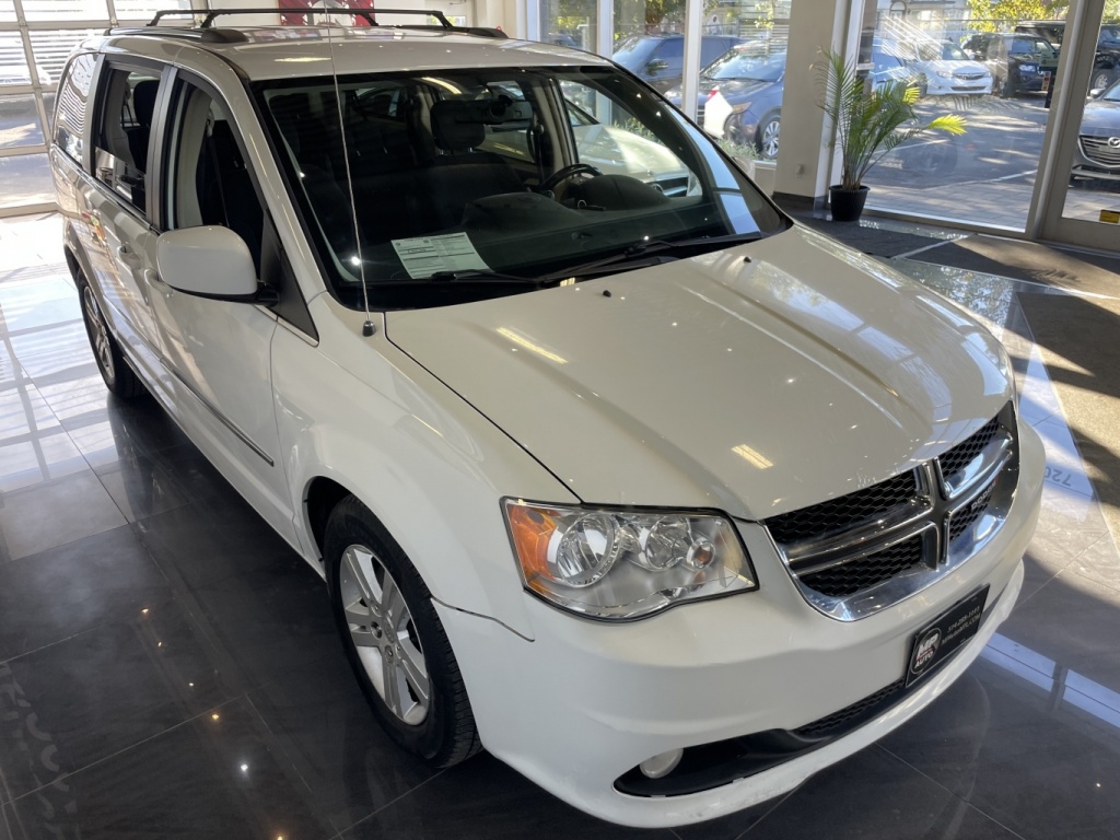 Dodge Grand Caravan Multiplaces 2015 — photo 3
