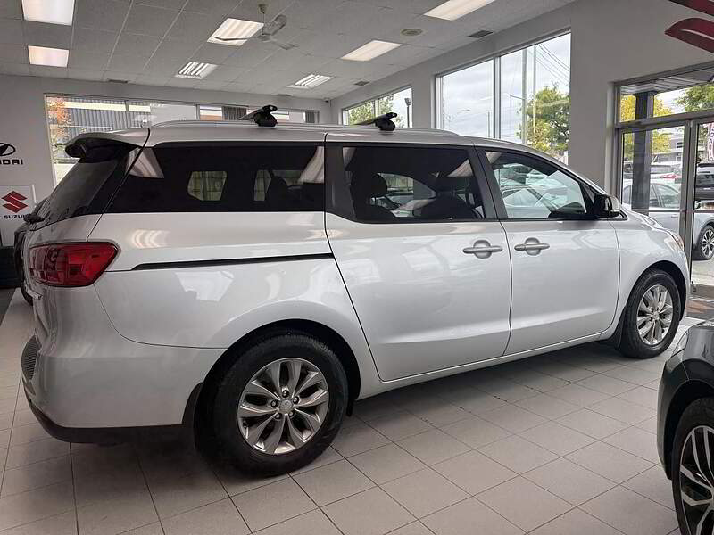 Kia Sedona 2020 LX / AUTO + 8 PASSAGERS / CAMERA + BLUETOOTH ++++ — photo 4