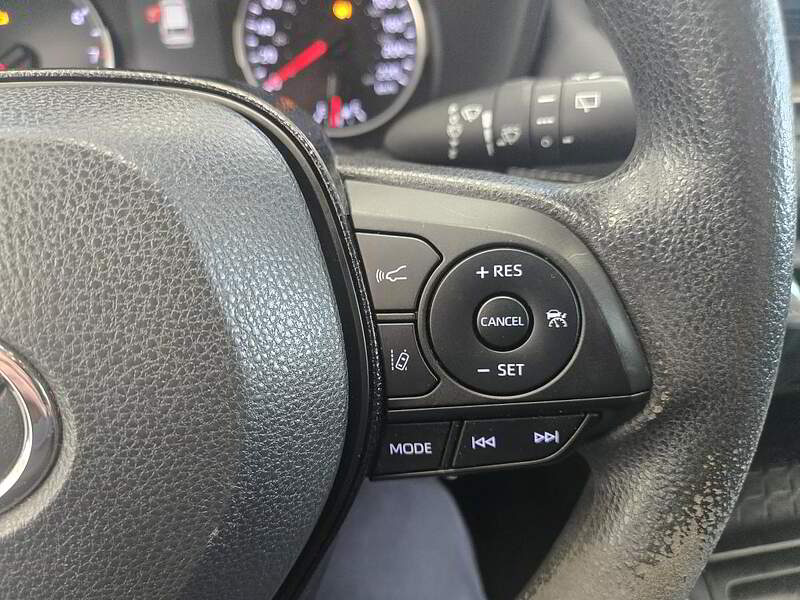 Toyota RAV4 2021 LE / CAMERA / BLUETOOTH / — photo 19
