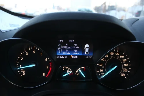 FORD Escape — photo 12