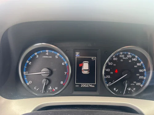 Toyota RAV4 LE 2018 — photo 13