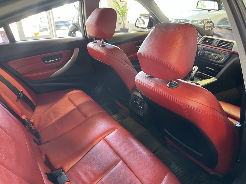 BMW Serie 3 320i xDrive 2014 — photo 13