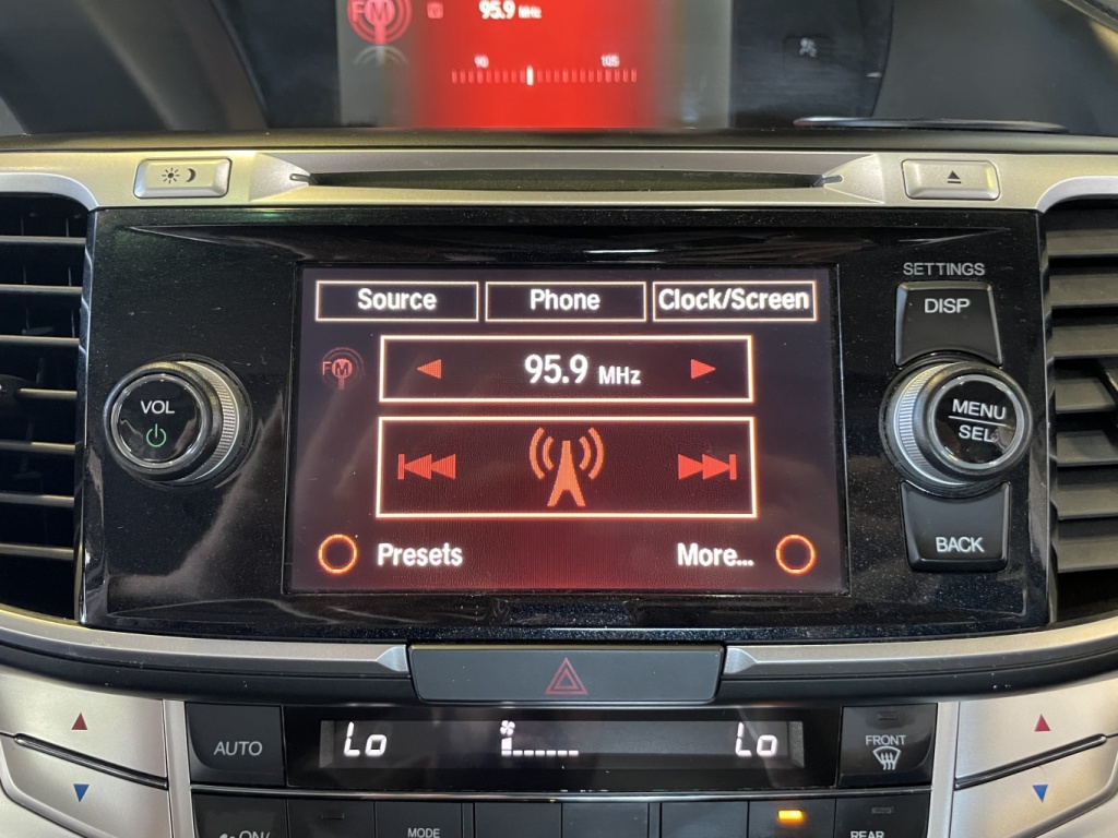 Honda Accord EX-L 2013 — photo 22