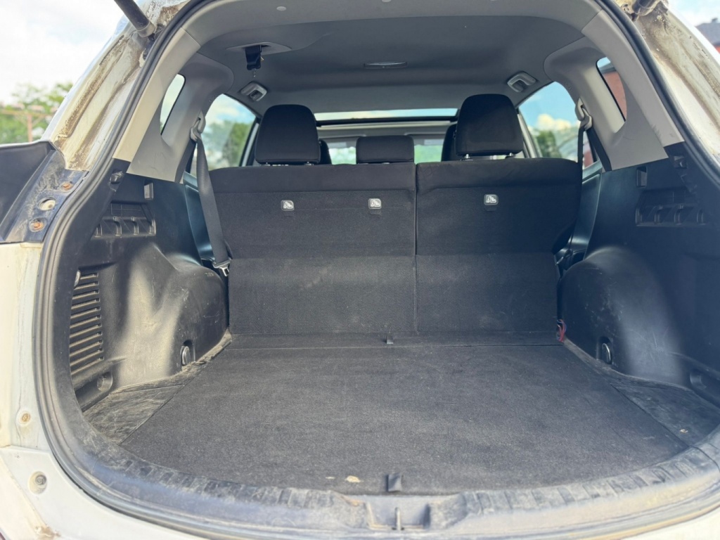 Toyota RAV4 XLE 2017 — photo 8
