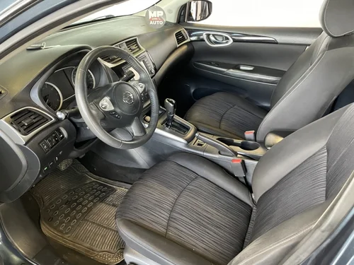 Nissan Sentra SV 2017 — photo 16