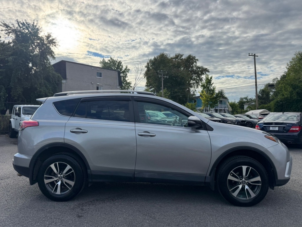 Toyota RAV4 LE 2018 — photo 6