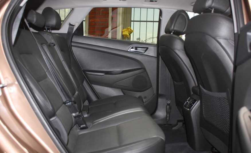 2016 HYUNDAI TUCSON LIMITED AWD — photo 7