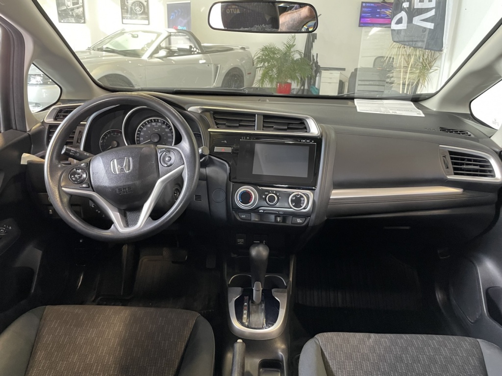 Honda Fit LX 2015 — photo 11