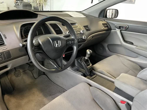 Honda Civic Coupe DX-G 2008 — photo 12