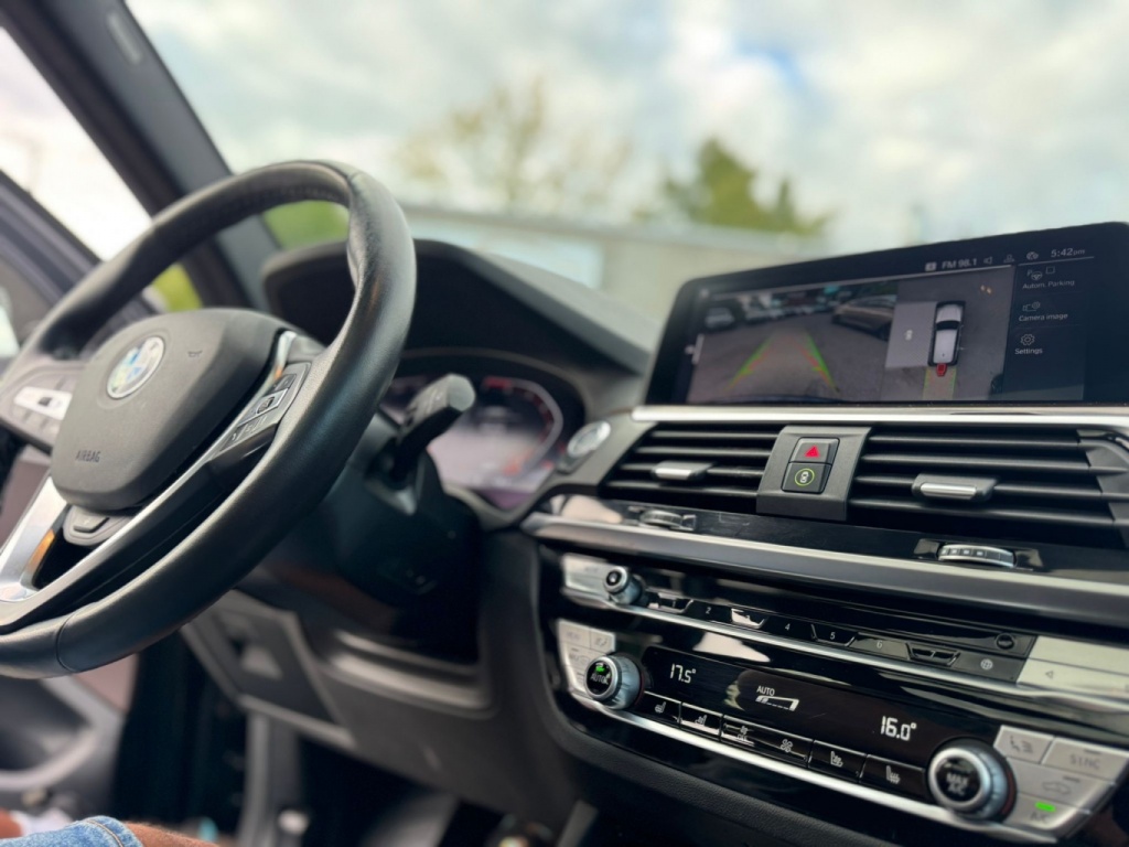 BMW X3 xDrive30i 2021 — photo 2
