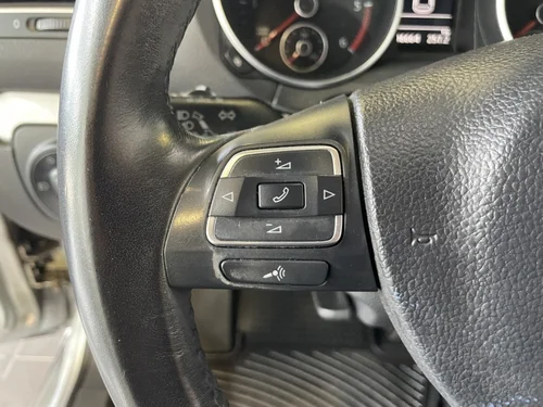 Volkswagen Golf Comfortline TDI 2011 — photo 19