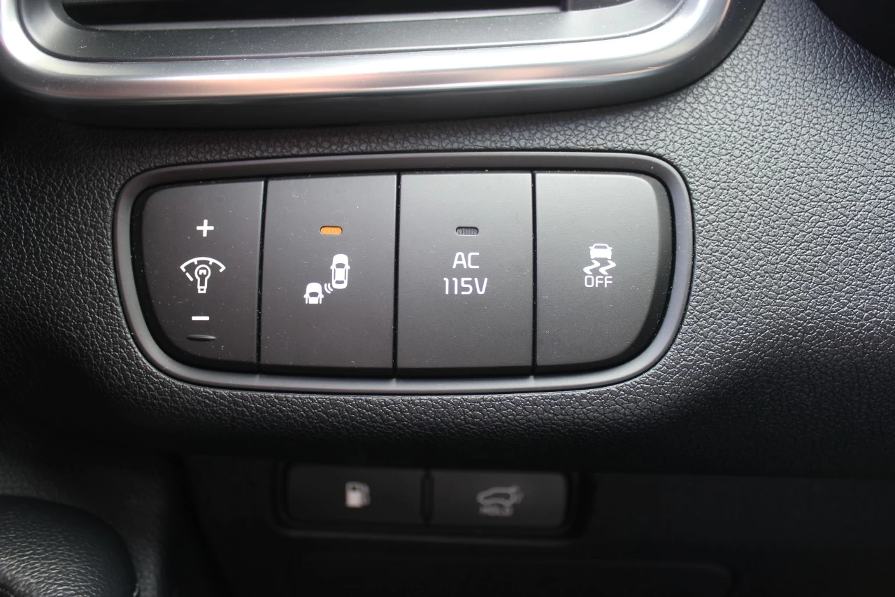 KIA Sorento — photo 16