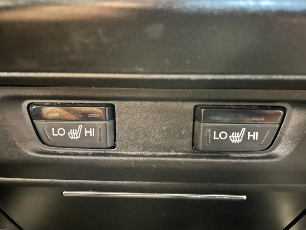 Honda Civic LX 2015 — photo 30