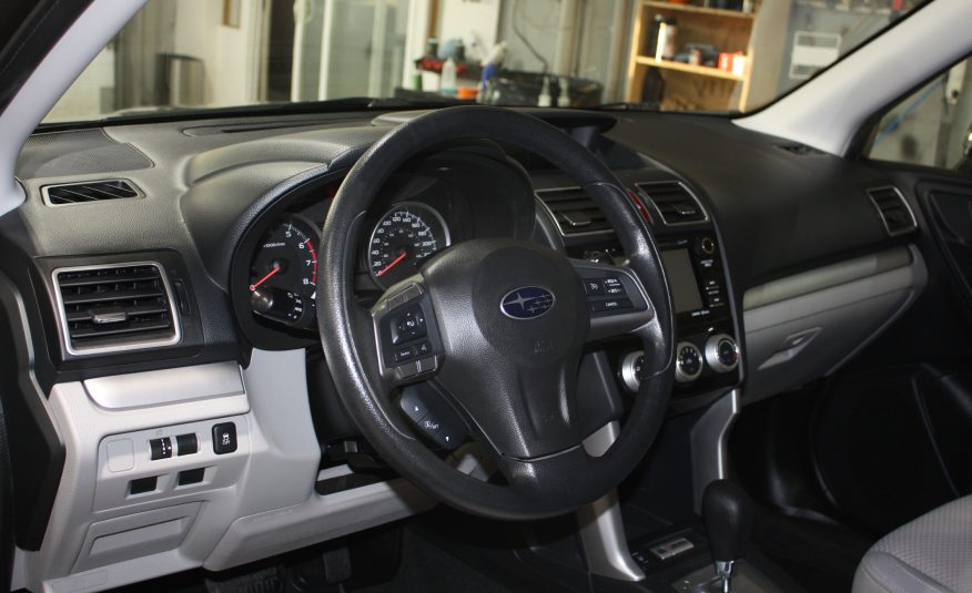 2016 SUBARU FORESTER — photo 9