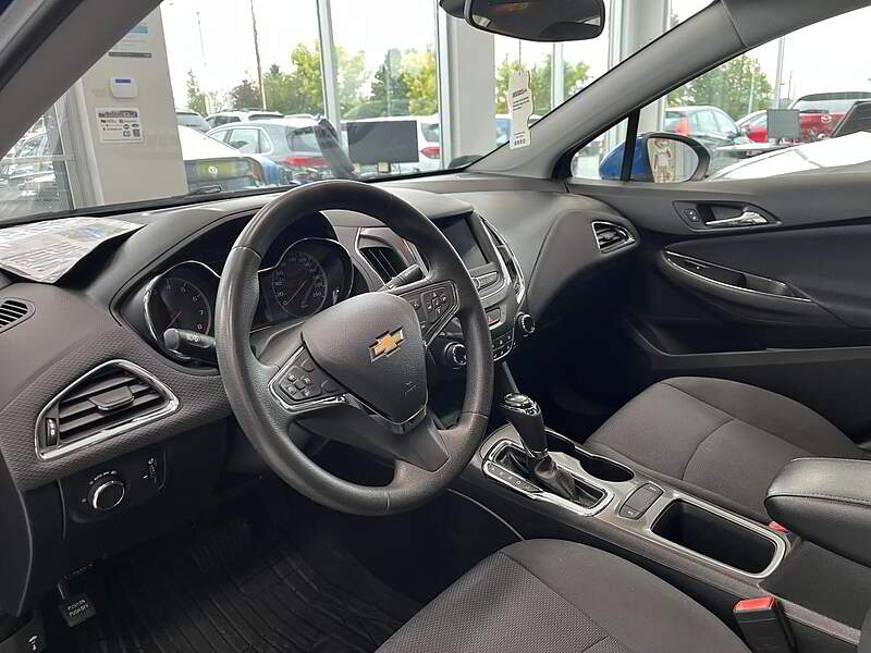 Chevrolet Cruze 2019 LT / AUTO + CAMERA + BLUETOOTH +++++ — photo 11