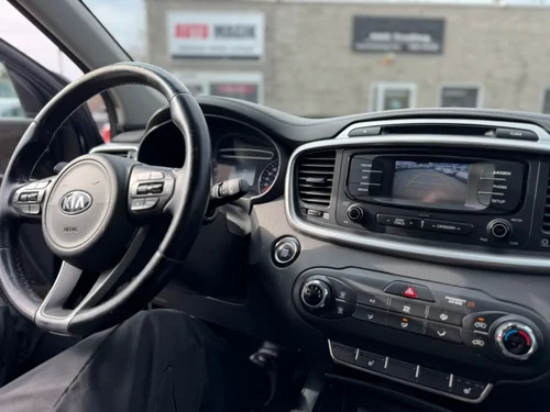 KIA Sorento LX+ 2 L turbo 2016 — photo 14