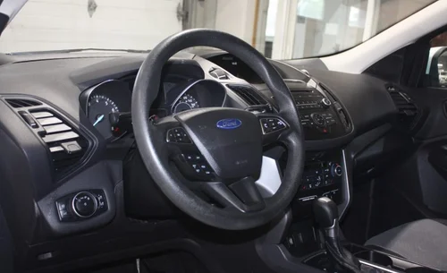 2017 FORD ESCAPE — photo 9
