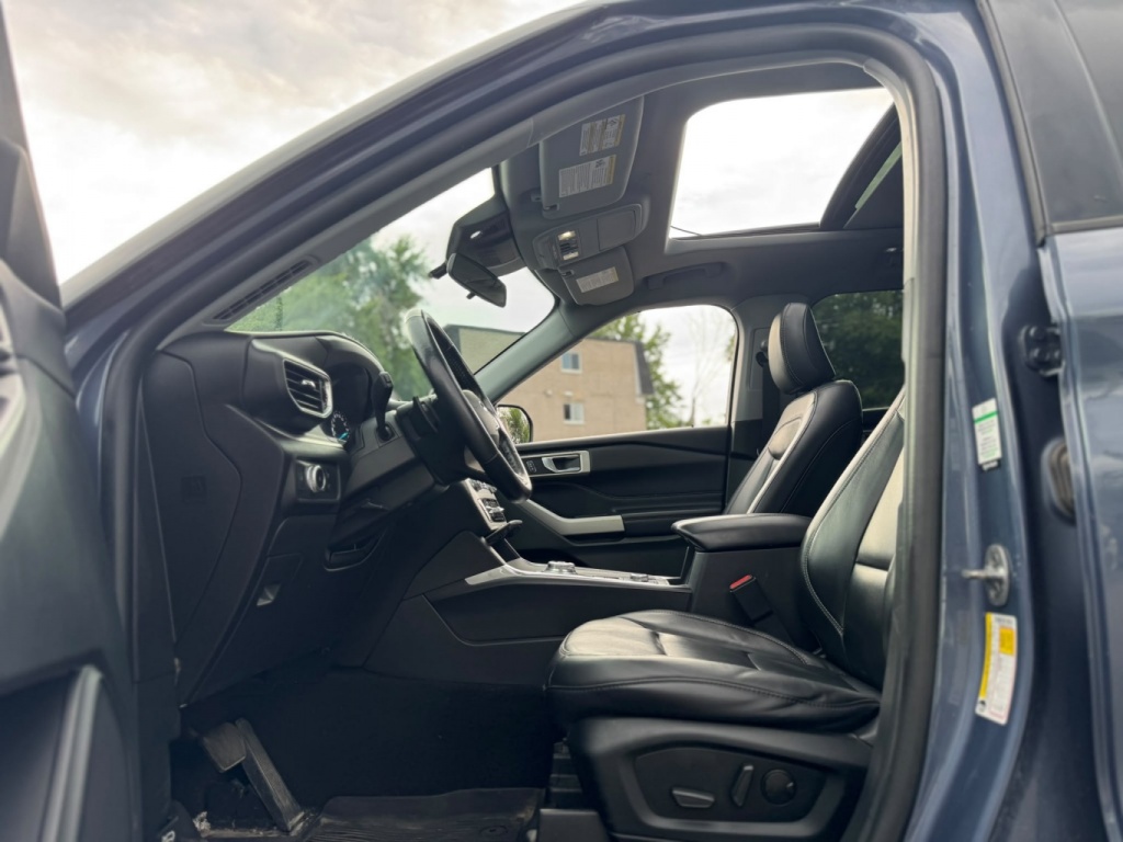 Ford Explorer XLT 2021 — photo 9