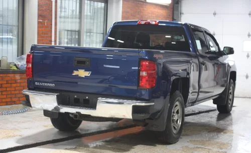 2015 CHEVROLET SILVERADO 1500 CREW CAB 4X4 — photo 6