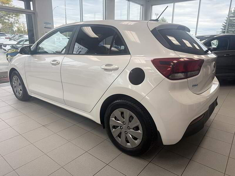 Kia Rio5 2019 LX / MANUEL + CAMERA + BLUETOOTH + BAS KM ++++ — photo 6