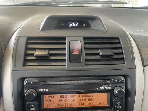 Toyota Corolla CE 2013 — photo 13