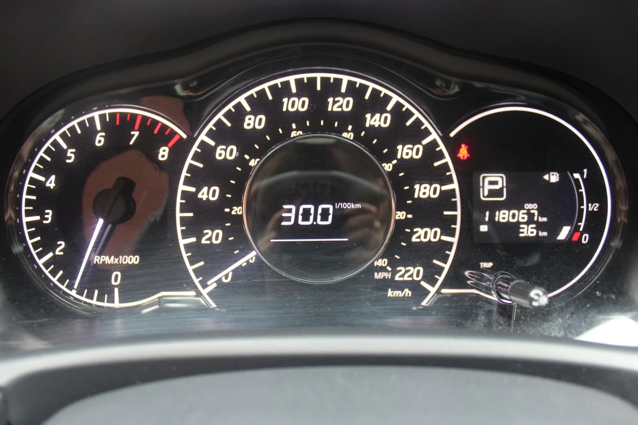 NISSAN Versa Note — photo 12