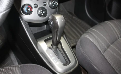 2015 CHEVROLET SONIC LT — photo 11