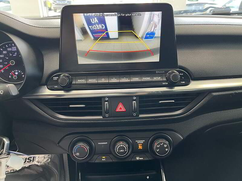 Kia Forte 2019 EX / AUTO + TOIT + CAMERA + BLUETOOTH — photo 20