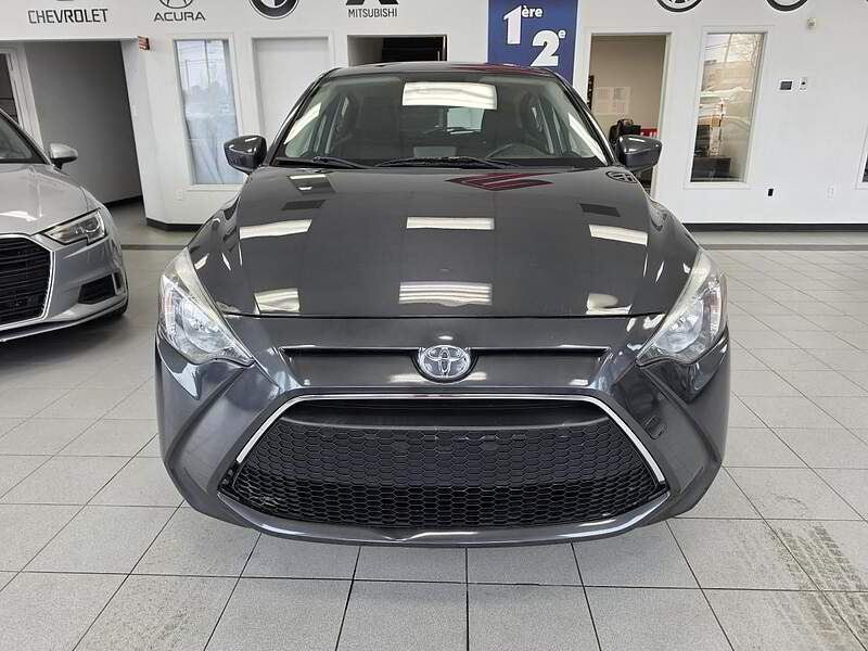 Toyota Yaris hatchback 2020 LE / AUTO + + CAMERA + BLUETOOTH +++ — photo 2